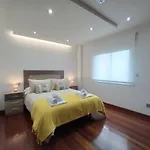 Night Day Duplex * 패트론