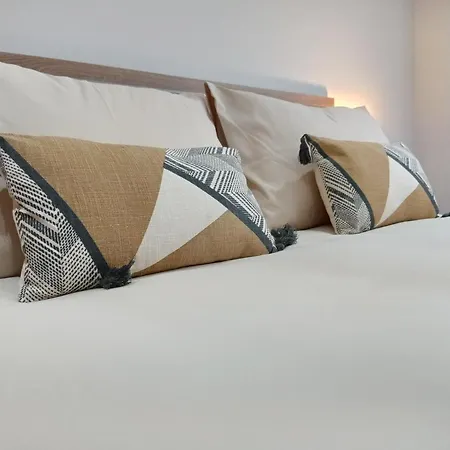 Night Day Duplex * Padrón