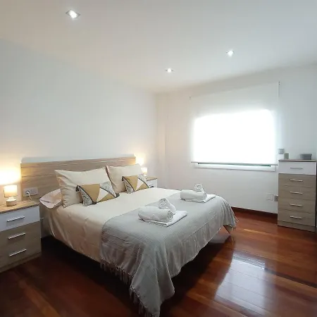 Night Day Duplex * Padrón